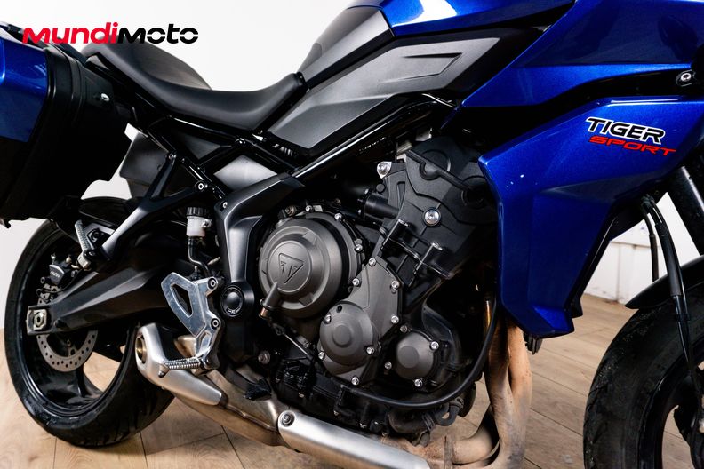 Motorbike image 4