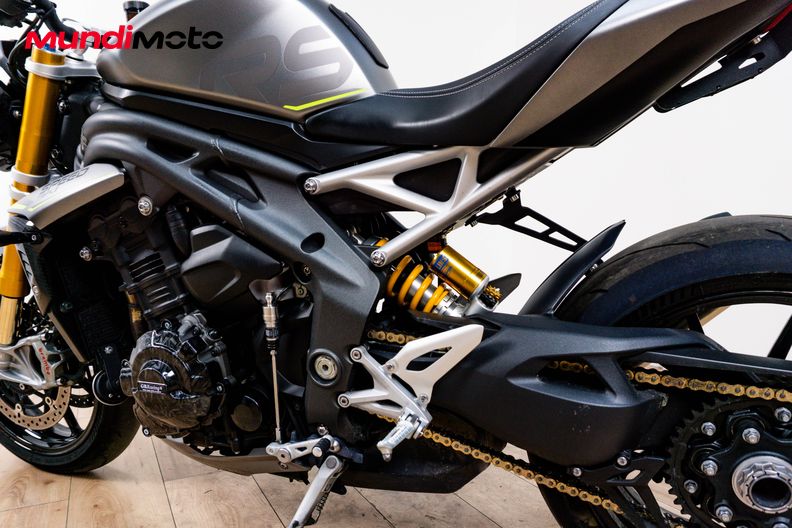 Motorbike image 8