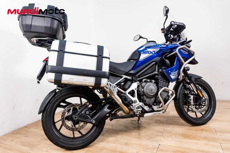 Motorbike image 2