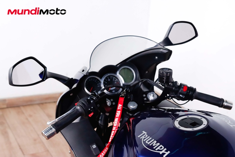 Motorbike image 10