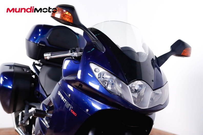 Motorbike image 4