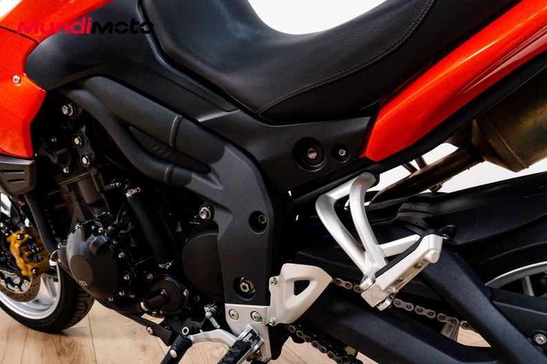 Motorbike image 8