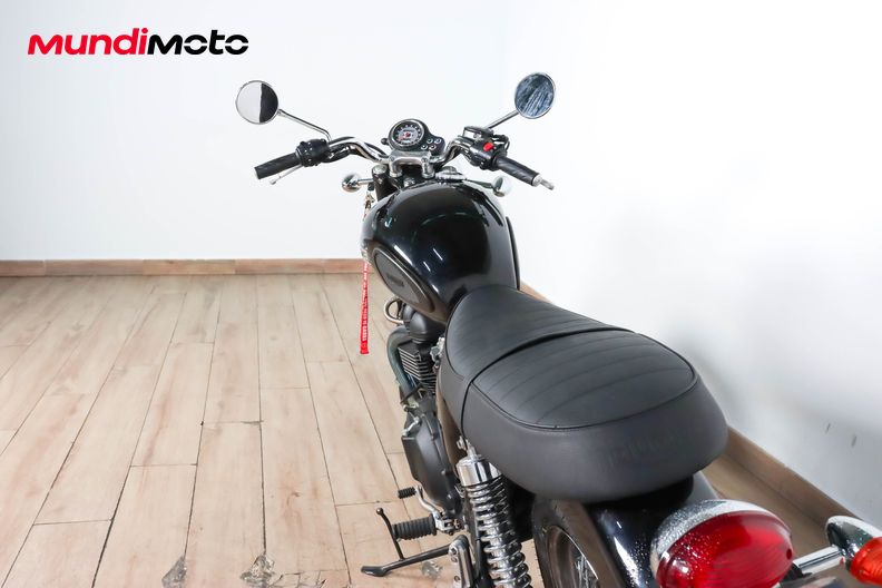 Motorbike image 9