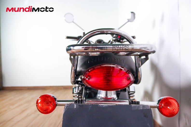 Motorbike image 9