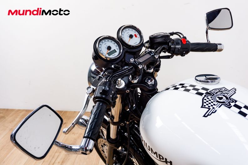 Motorbike image 10