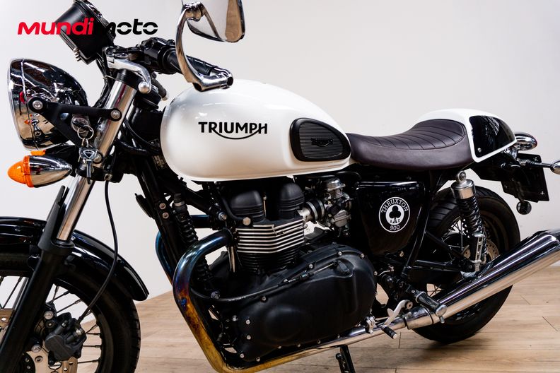 Motorbike image 9