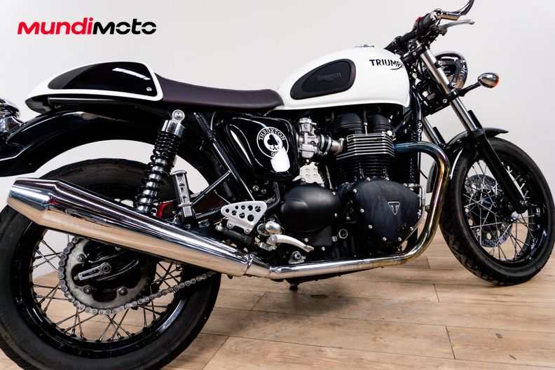 Motorbike image 3