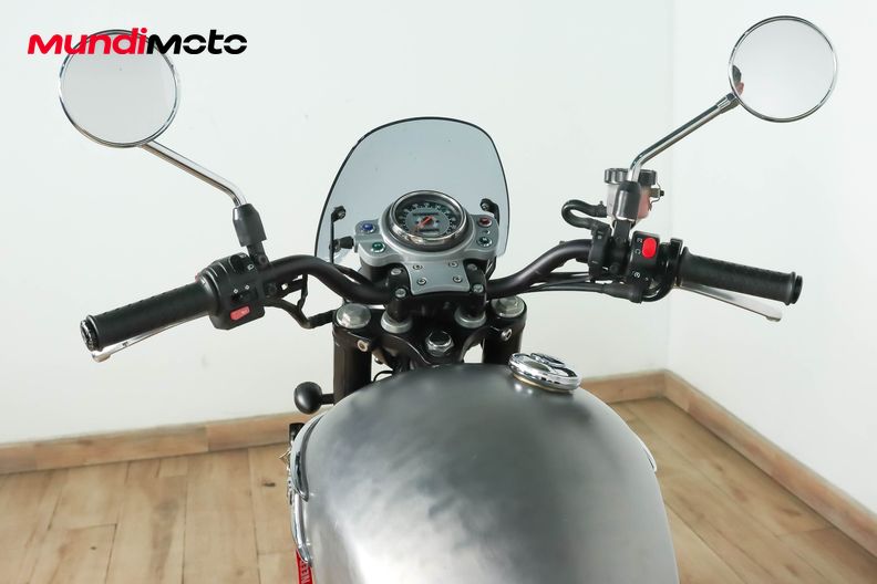 Motorbike image 10
