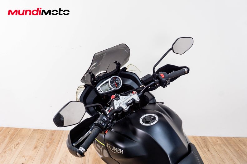 Motorbike image 10