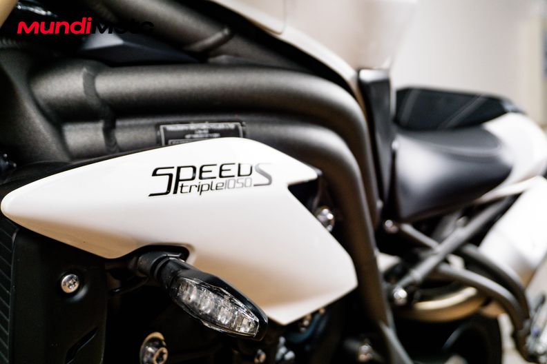 Motorbike image 13