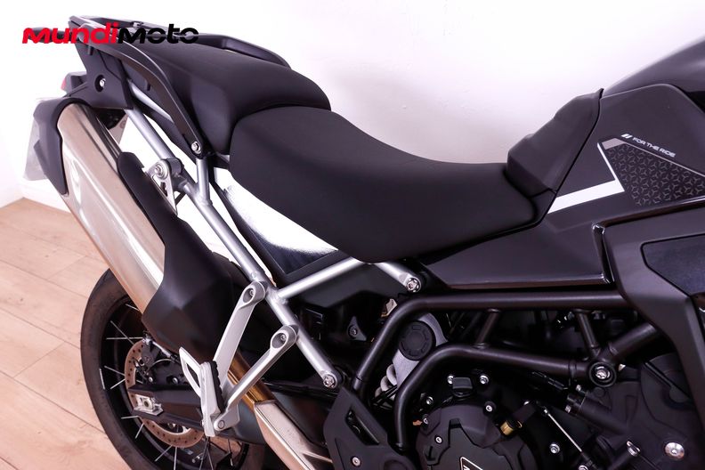 Motorbike image 12