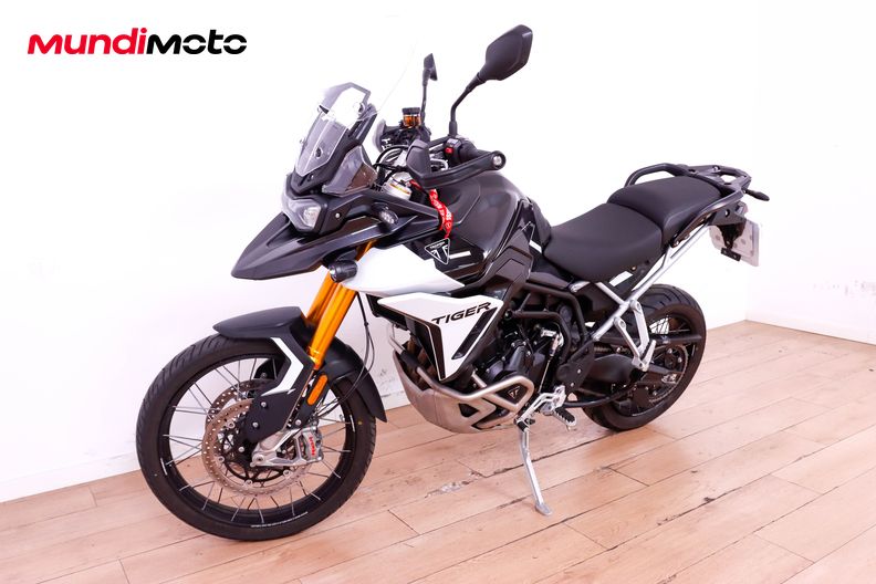Motorbike image 7