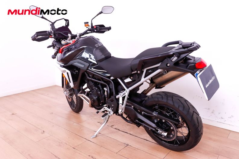 Motorbike image 6