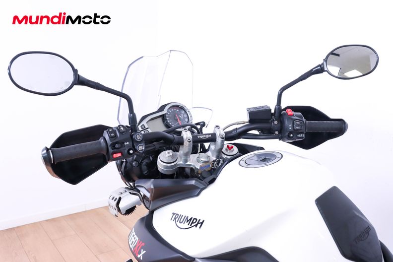 Motorbike image 10