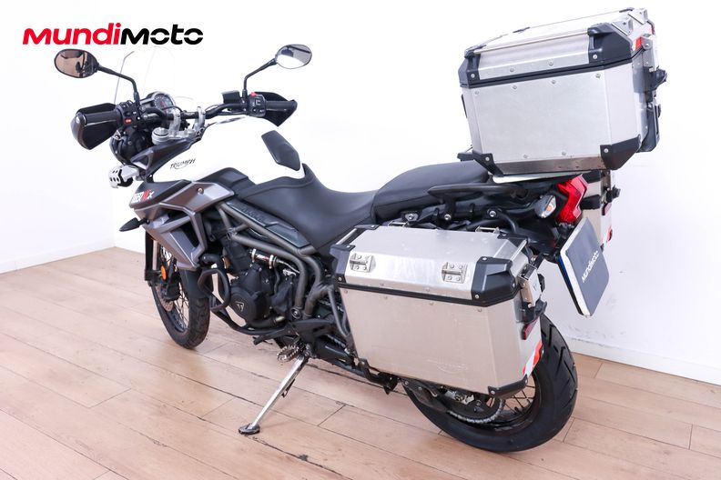 Motorbike image 6