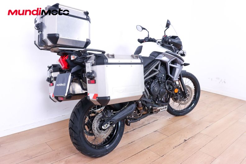 Motorbike image 2