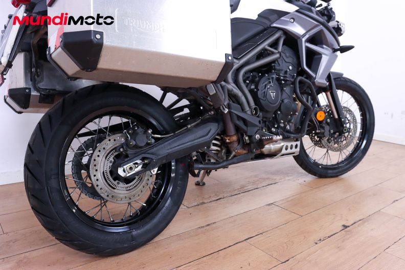 Motorbike image 3
