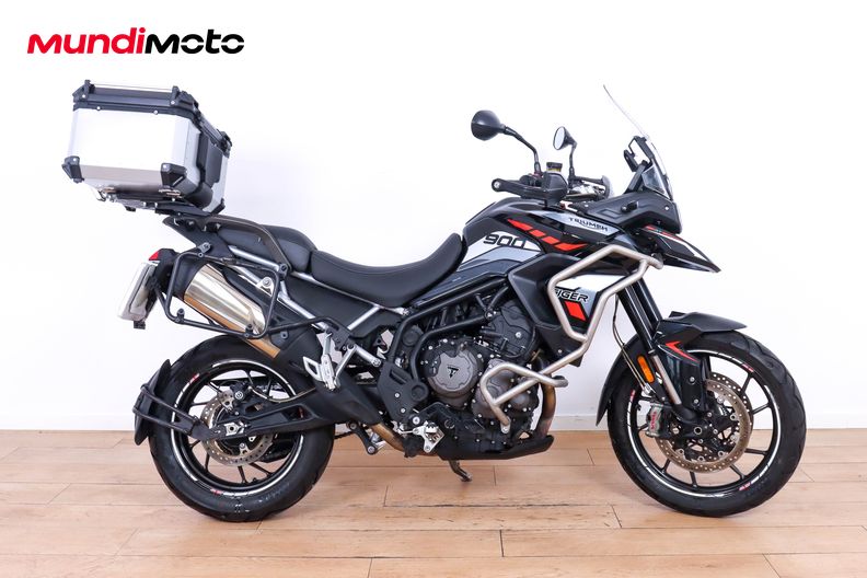 Triumph Tiger 900