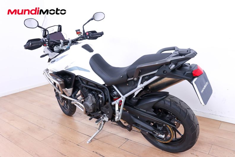 Motorbike image 6