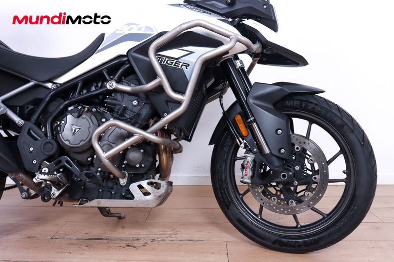 Motorbike image 12