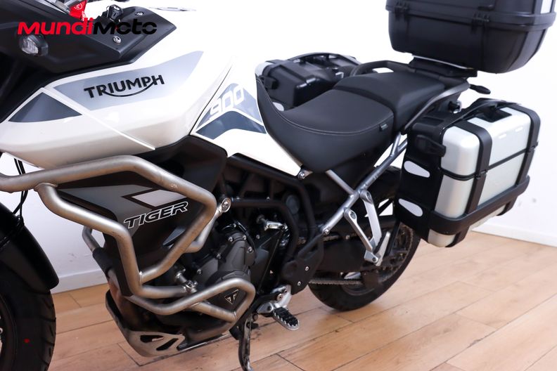Motorbike image 8
