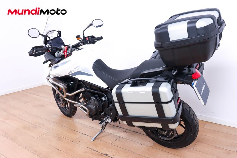 Motorbike image 6