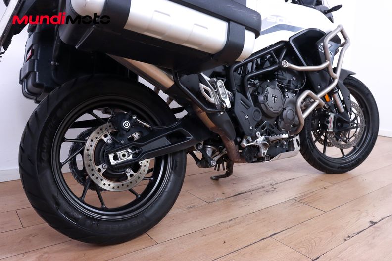Motorbike image 3