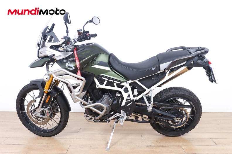 Motorbike image 5