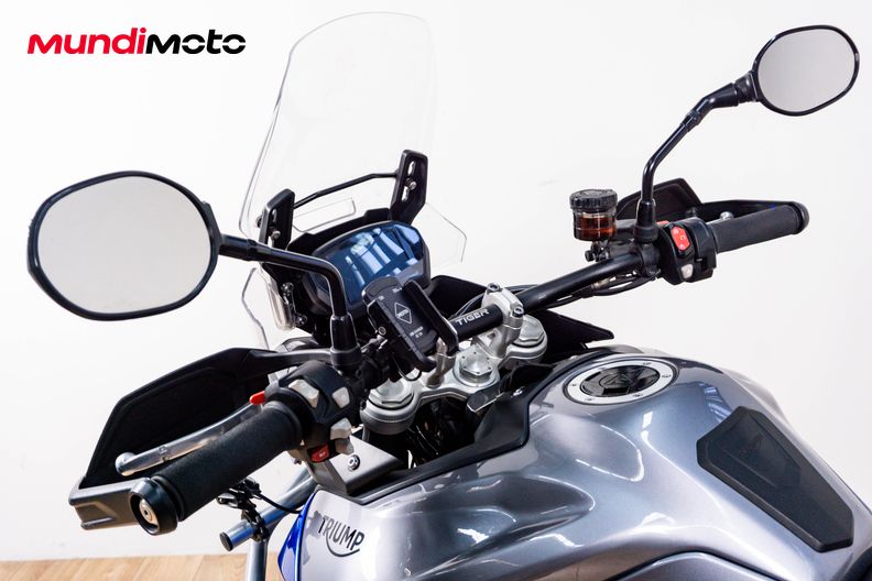 Motorbike image 10