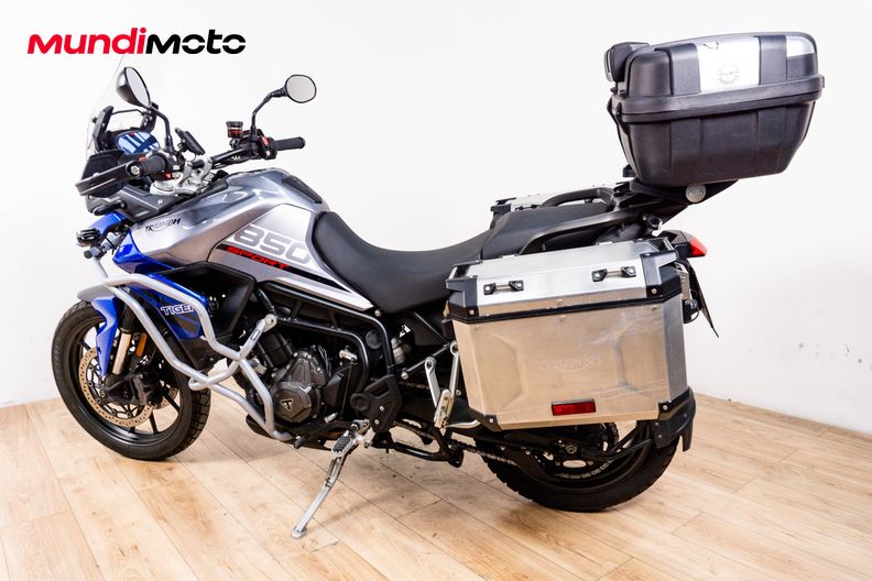 Motorbike image 7