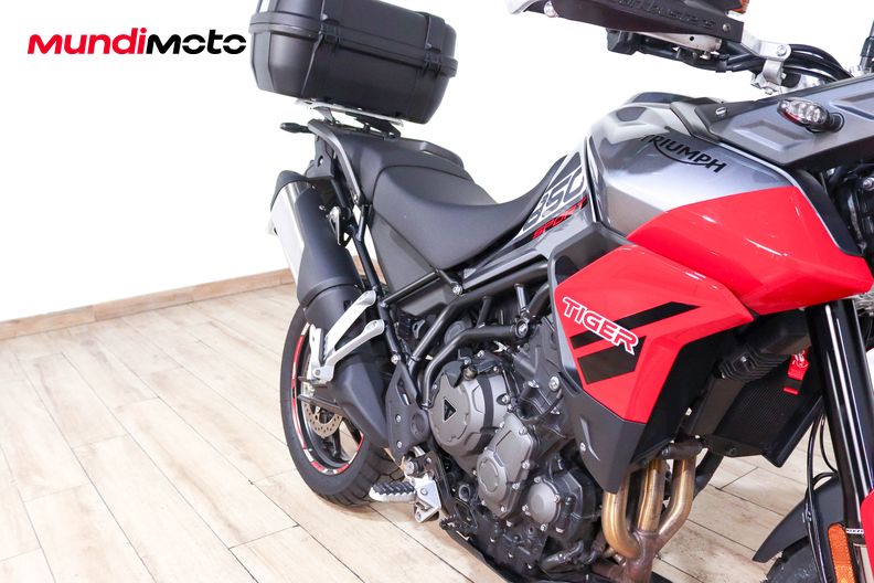 Motorbike image 12
