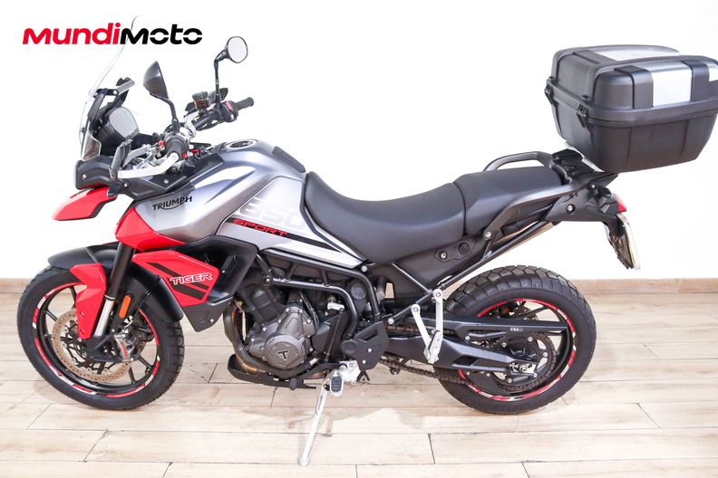 Motorbike image 5