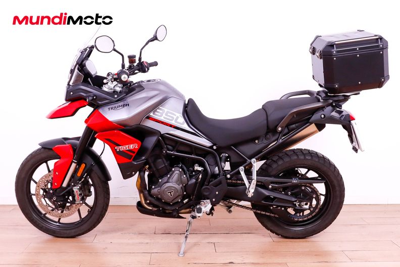 Motorbike image 5