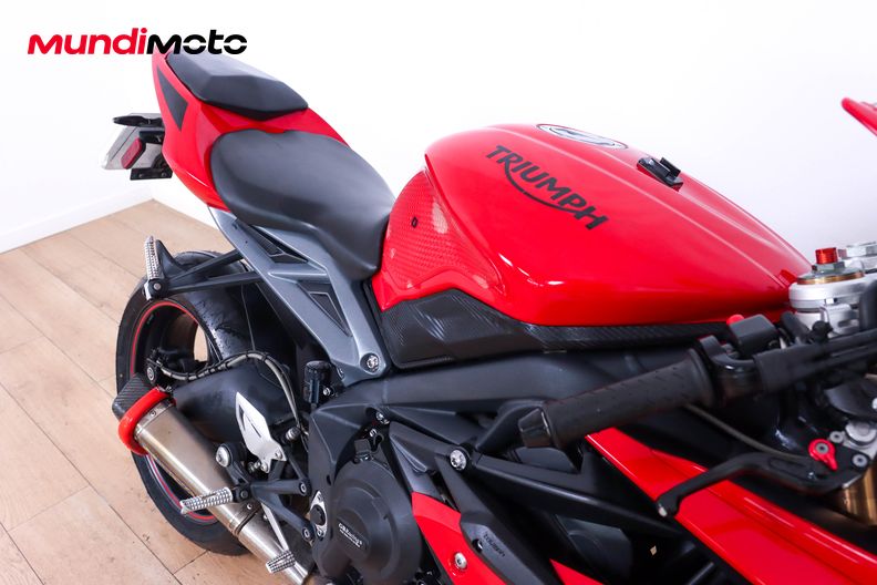 Motorbike image 13
