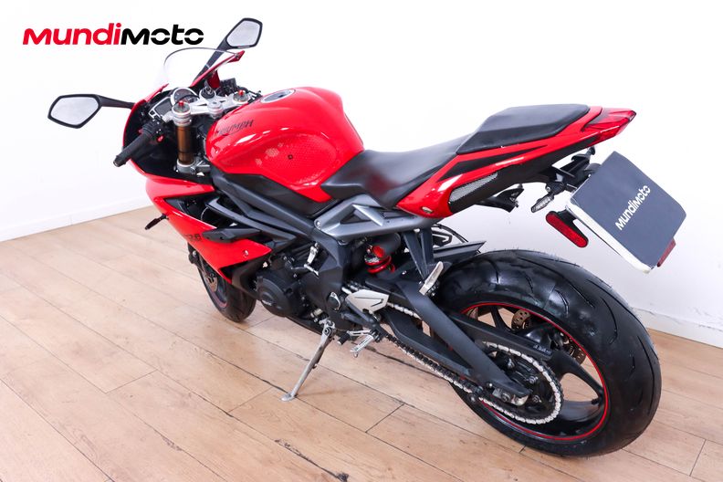 Motorbike image 6