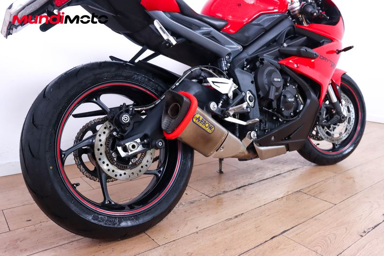 Motorbike image 3