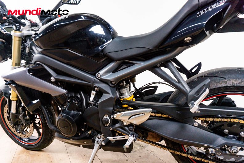 Motorbike image 8