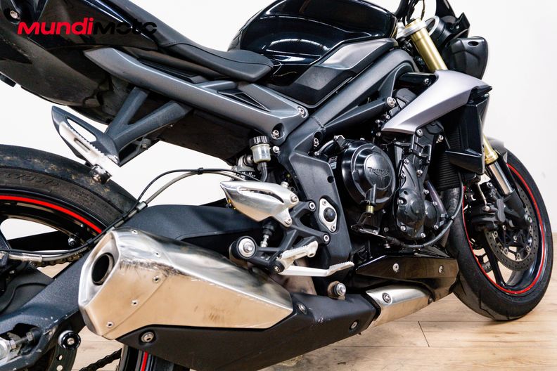 Motorbike image 3