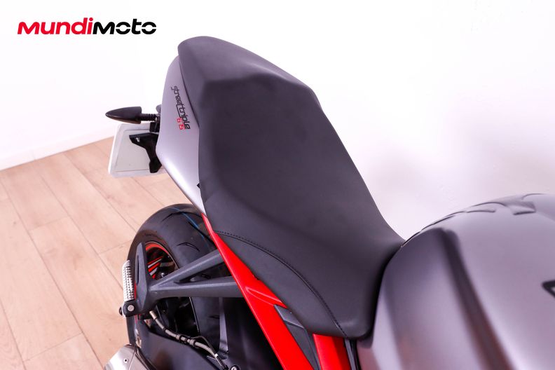 Motorbike image 13
