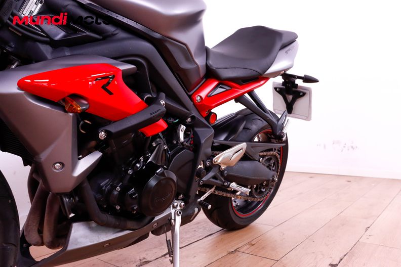 Motorbike image 8