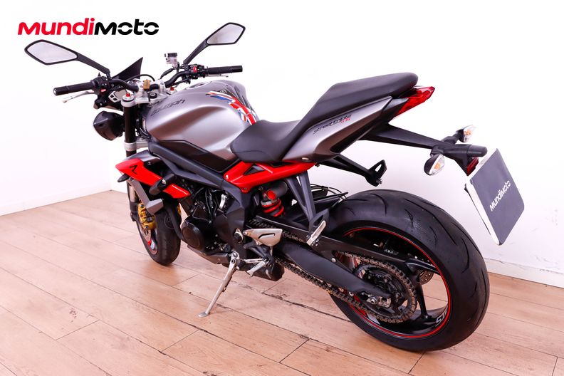Motorbike image 6