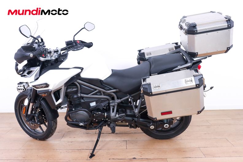 Motorbike image 5