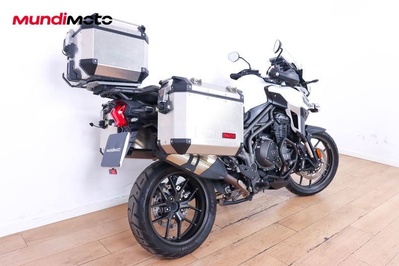 Motorbike image 2