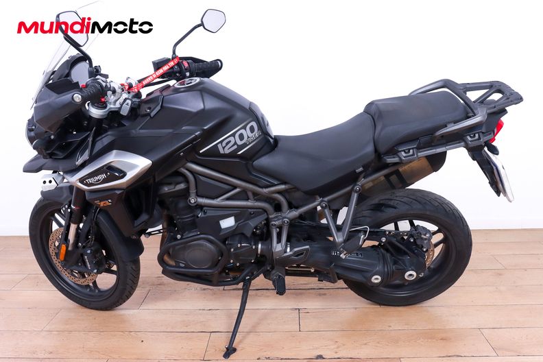 Motorbike image 5