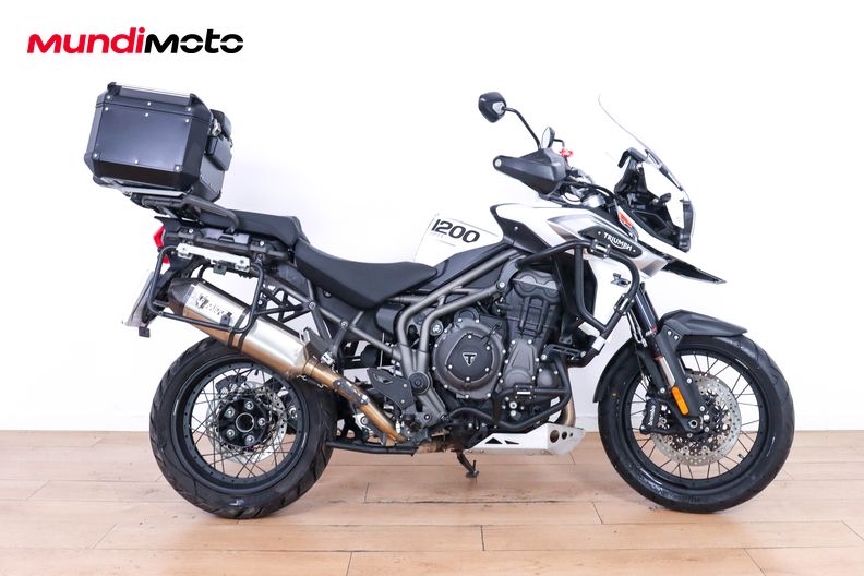 TRIUMPH TIGER 1200 XCX