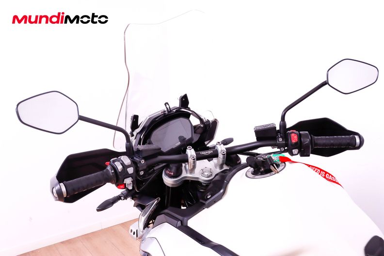 Motorbike image 10