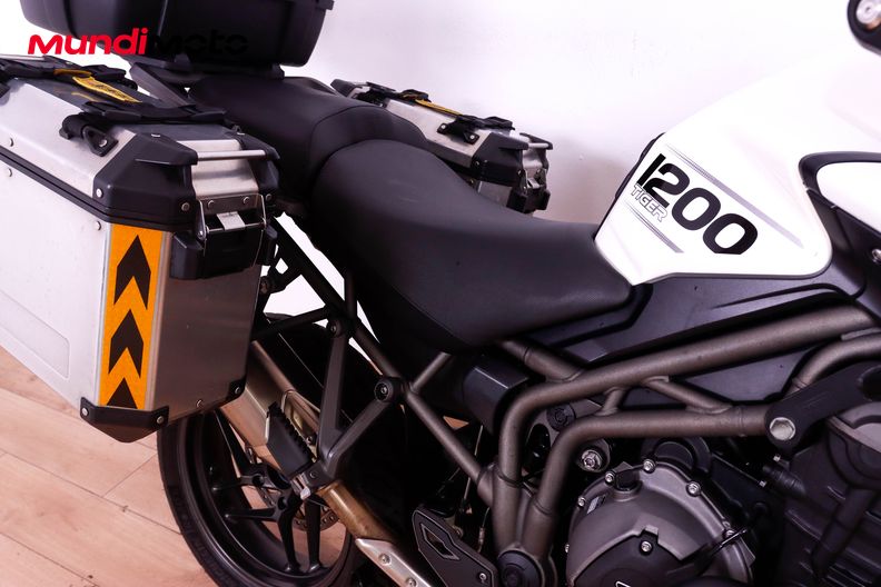 Motorbike image 12
