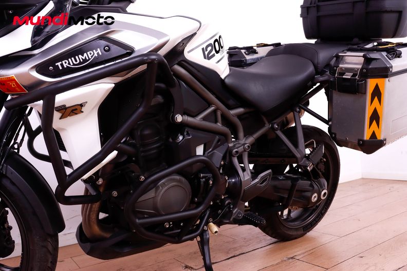 Motorbike image 8