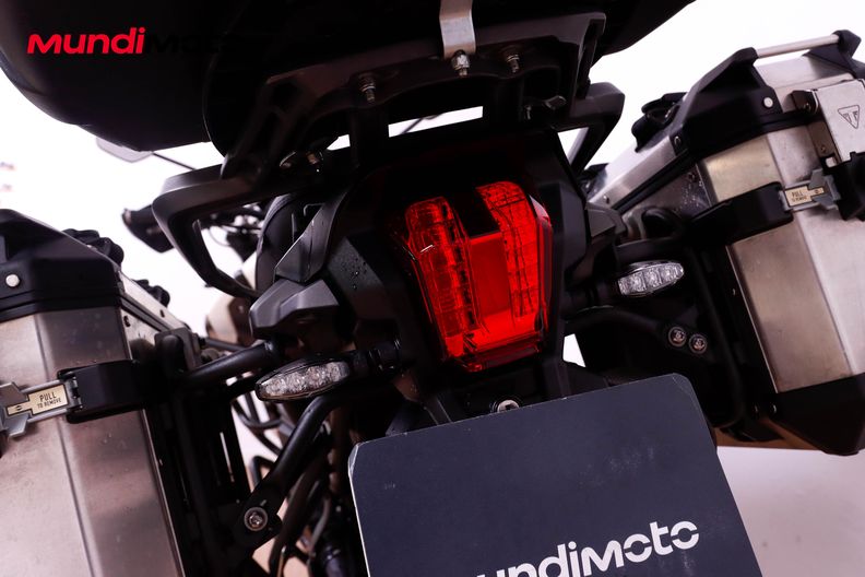 Motorbike image 9