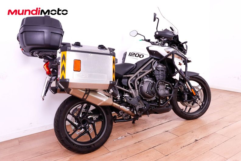 Motorbike image 2